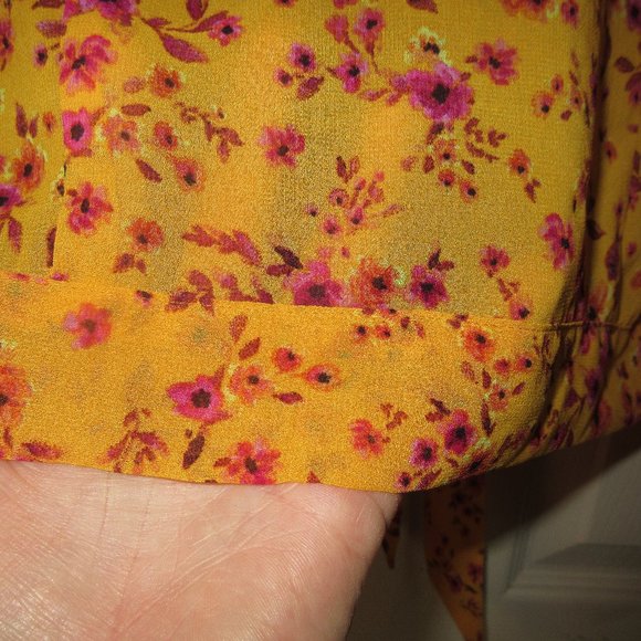 1.STATE size L Orange and Hot pink floral sheer top with banded bottom - Picture 11 of 15